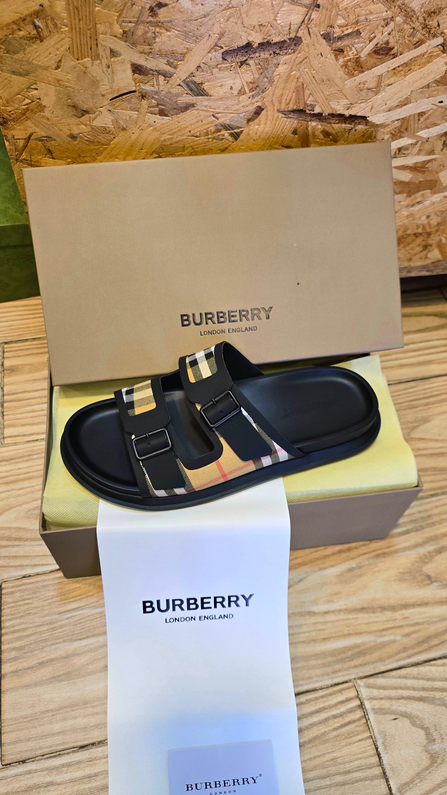 CLAQUETTE BURBERRY