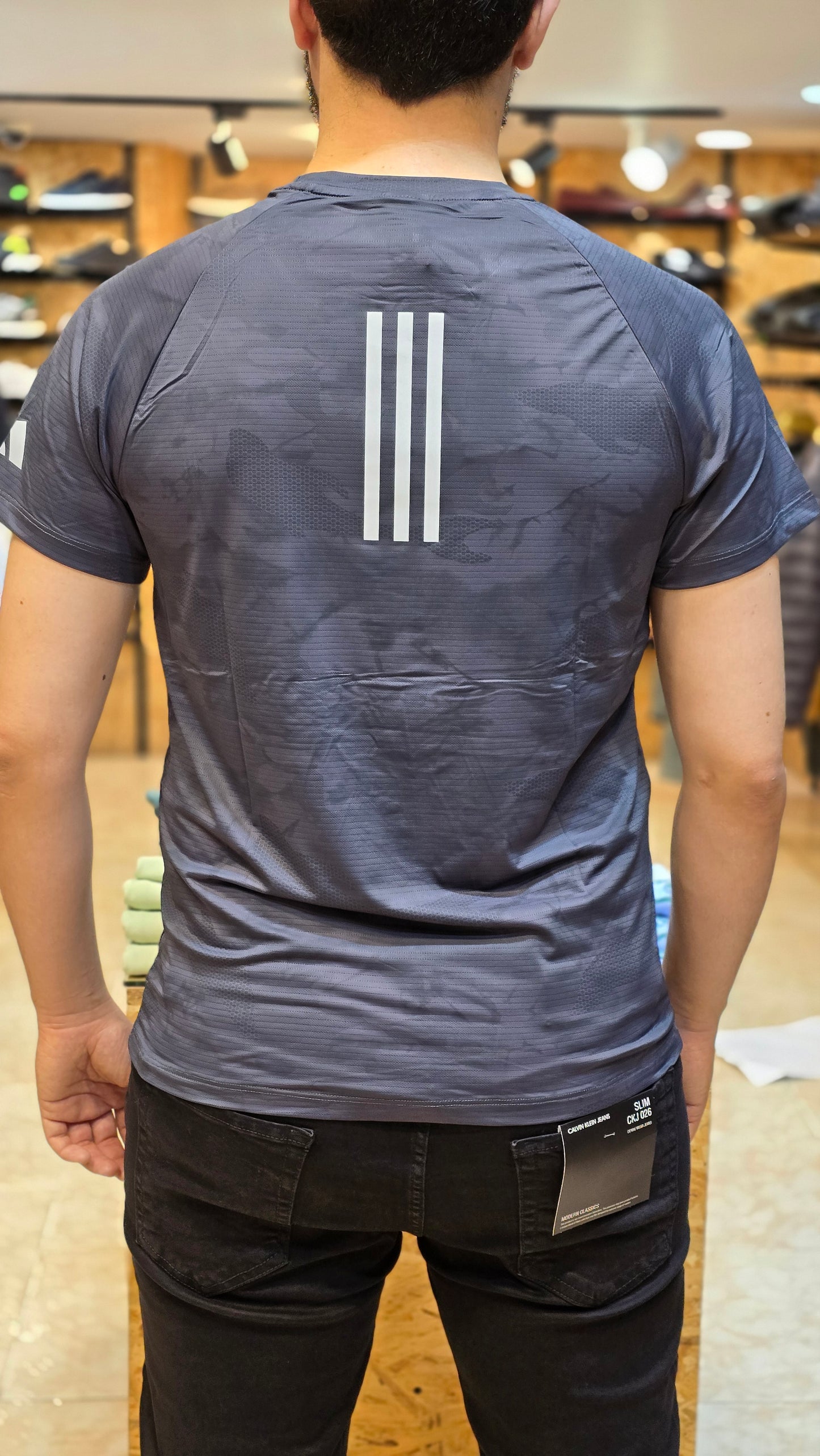 T-SHIRT ADIDAS