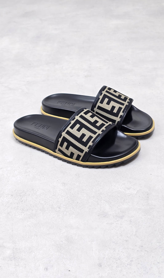 SANDAL FENDI
