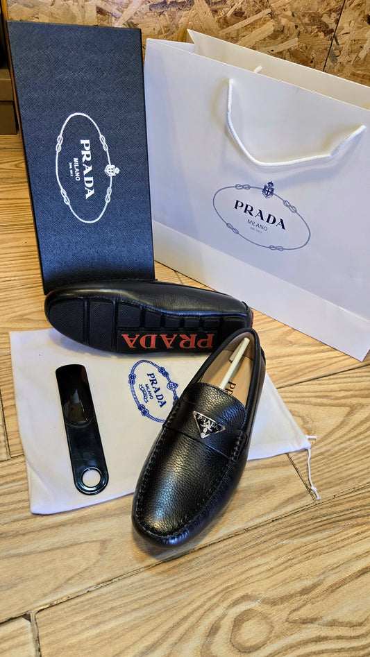 PRADA TRIANGLE L N